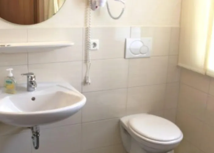 Landgasthaus Oberbillig Estalagem Holsthum